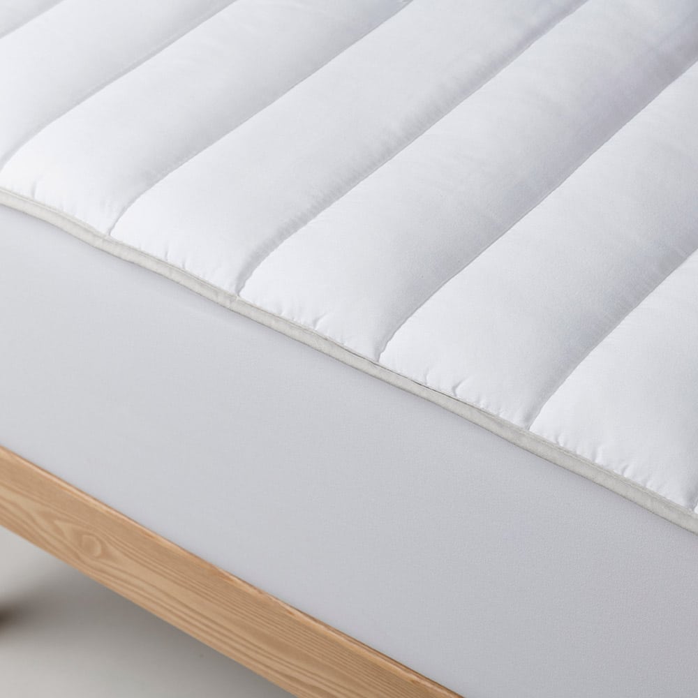 Eco Calma quilted mattress protector