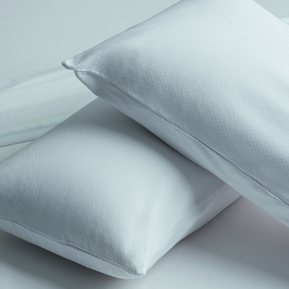 Thermo-regulating Yeti Pillow