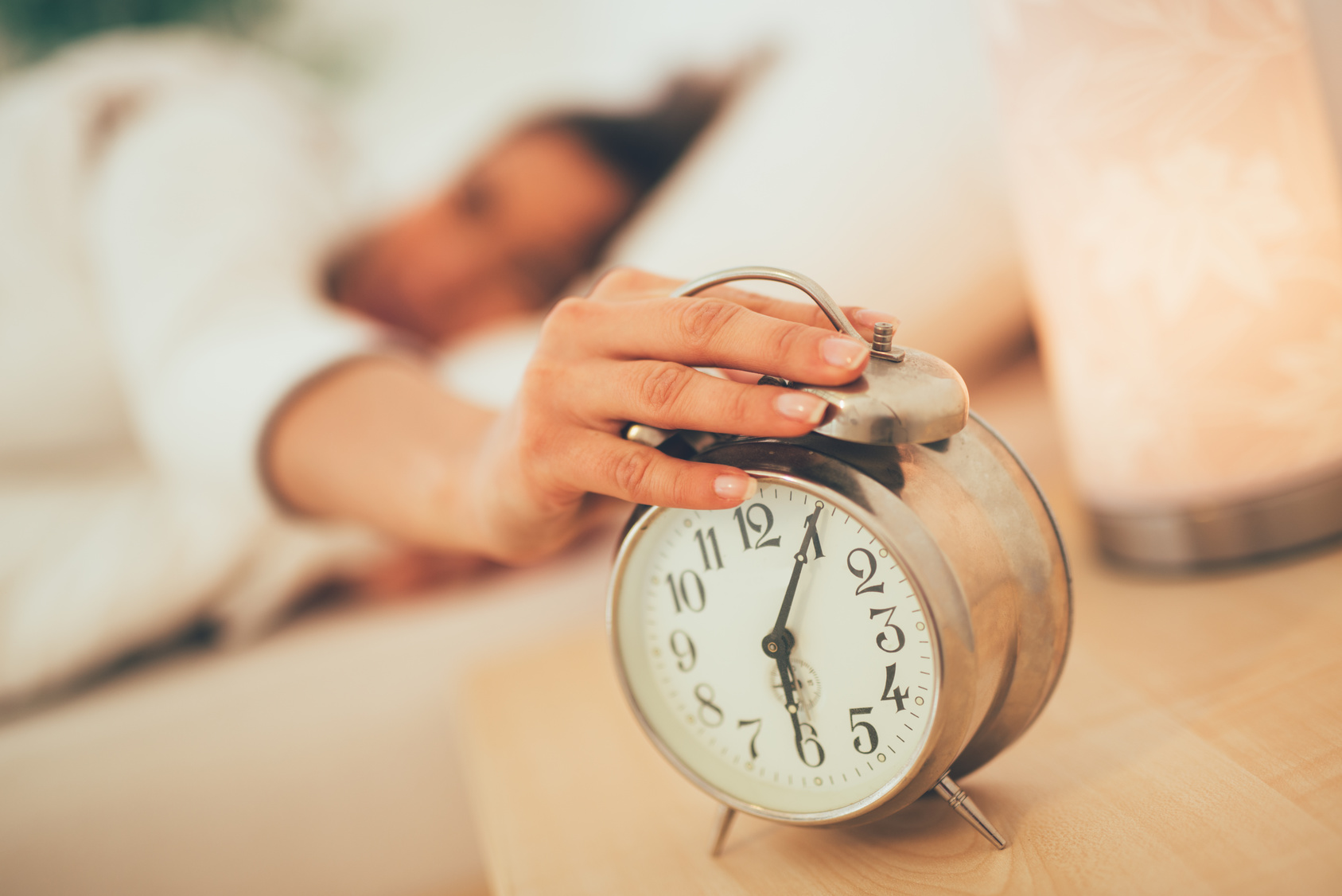 ¿Cómo afecta el cambio horario a nuestro descanso?